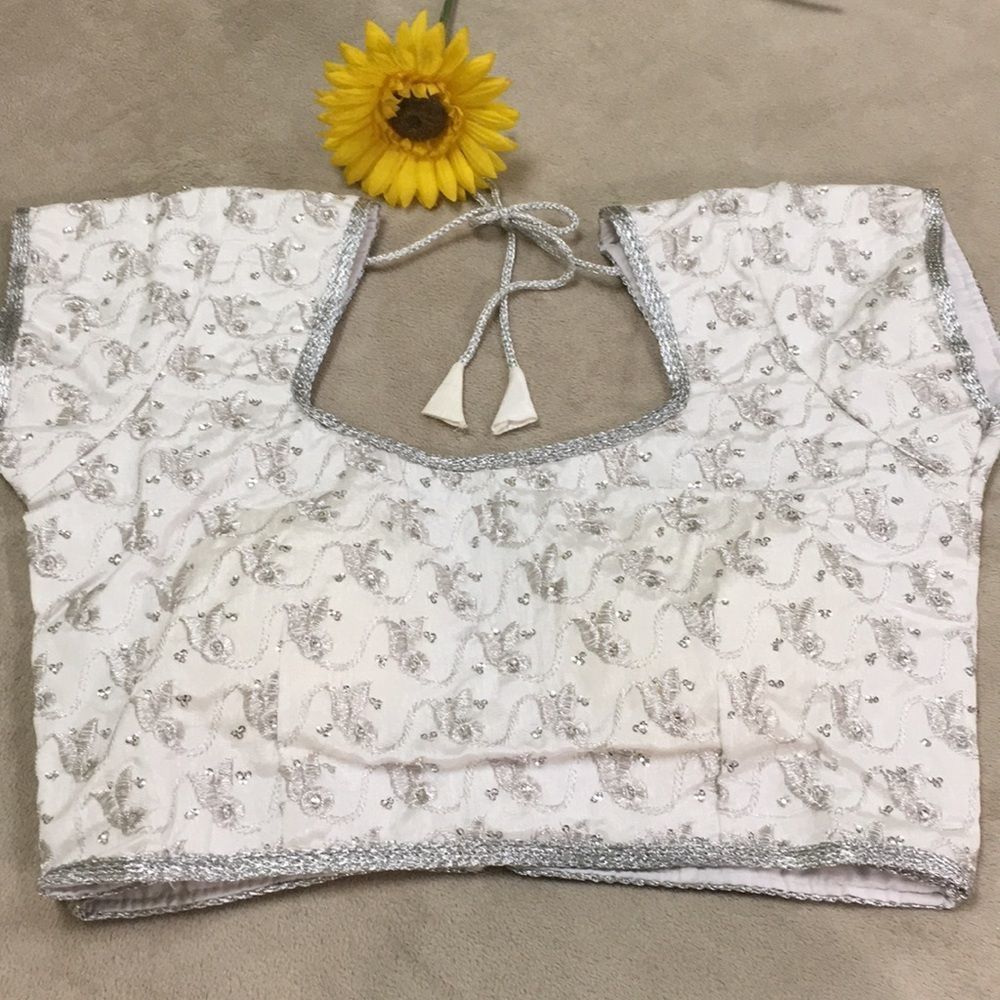 Black and white shimmer net heavy work saree - Picture 7 of 7